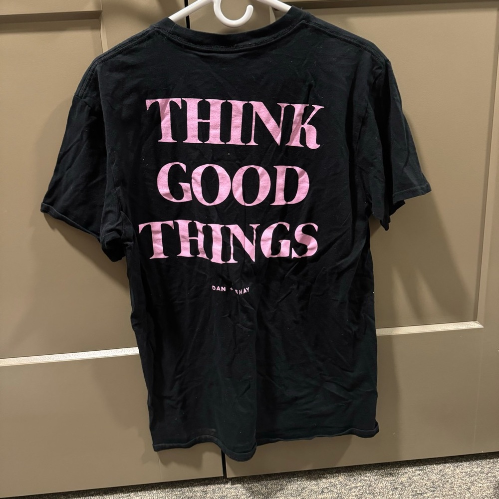 Dan + Shay Think Good Things Black T-Shirt short sleeve large